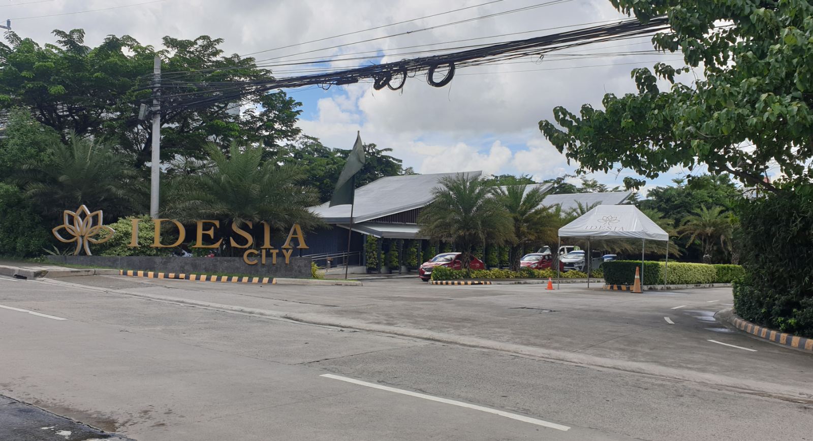 Idesia Dasmarinas Entrance Gate