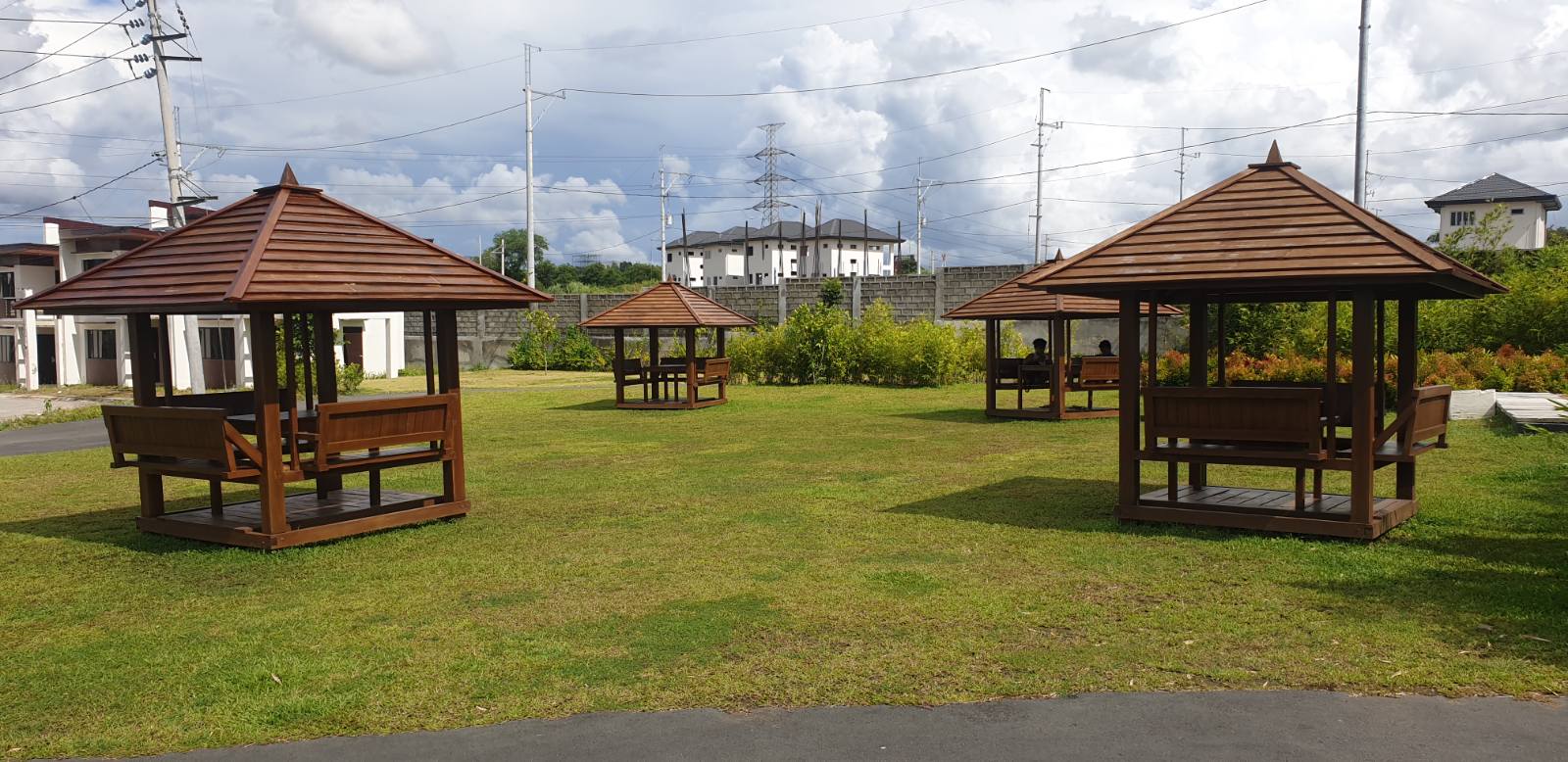 Idesia Dasmarinas Parks