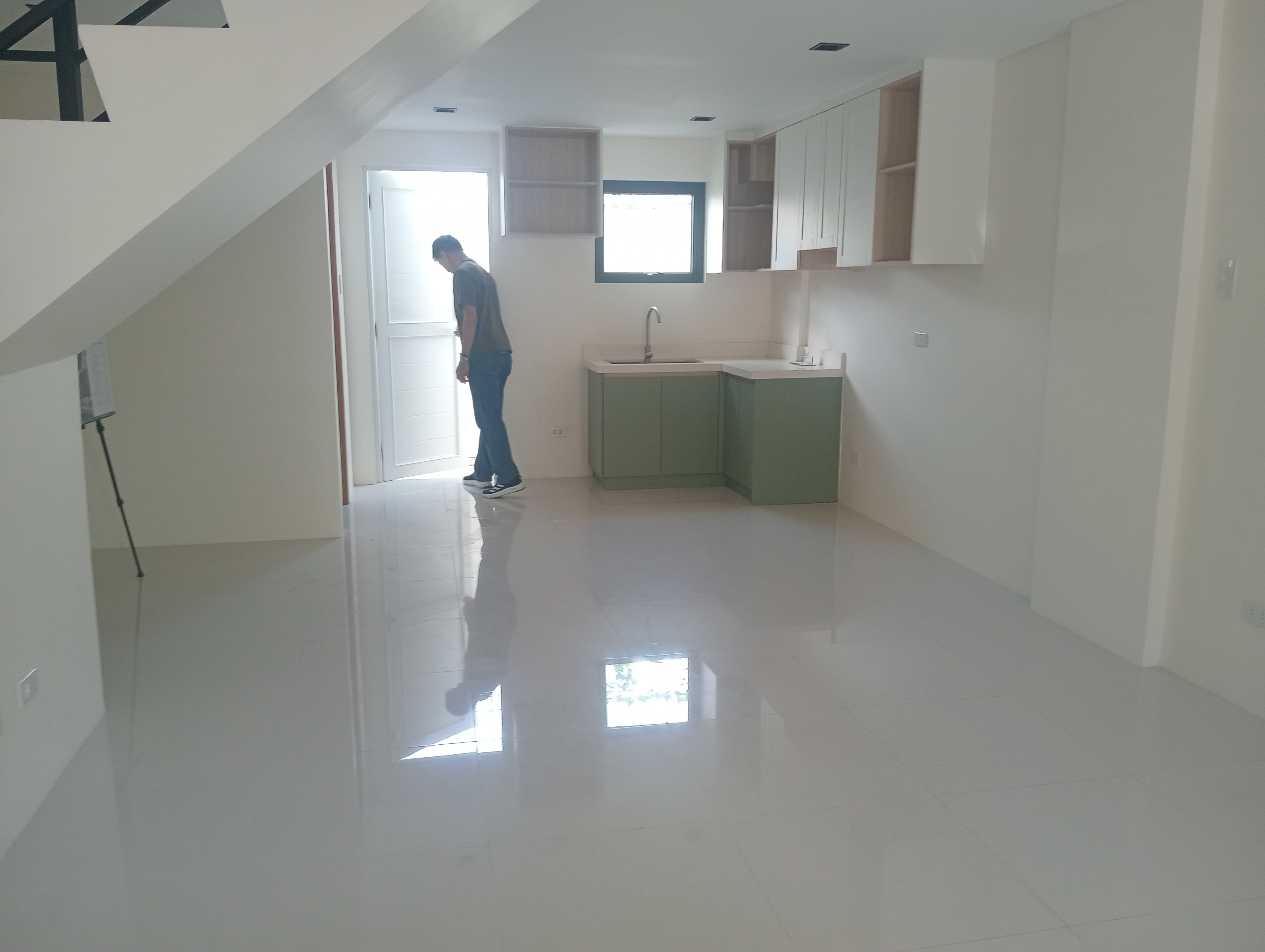 Dining Area of The Elements 3-Storey Townhouse in Las Piñas City