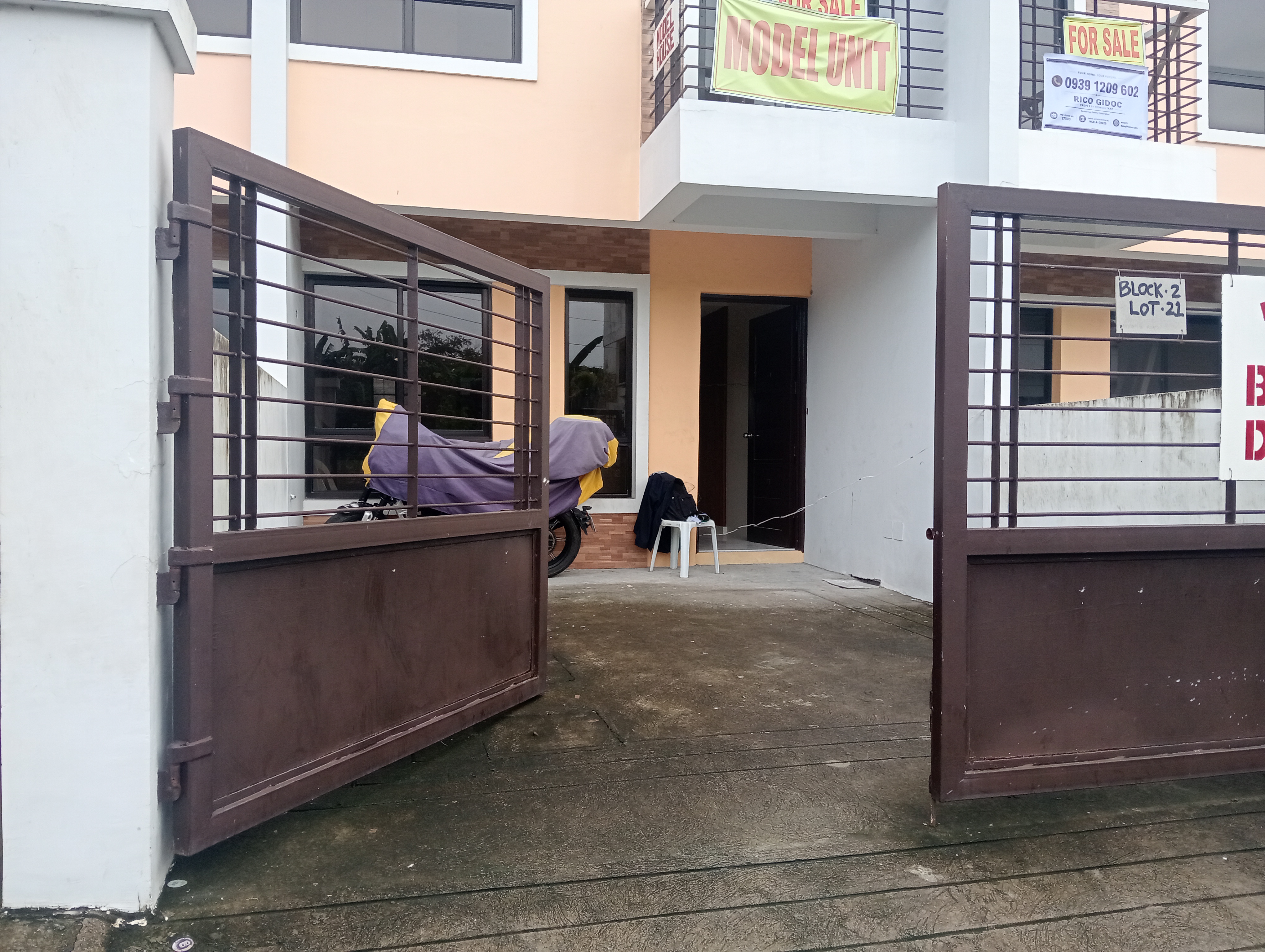 Vista Riva Premium Townhouse Near Alabang Zapote Road Las Piñas